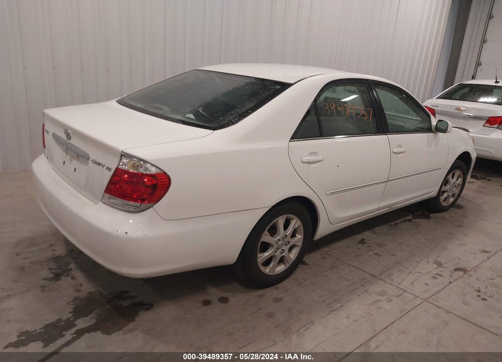 2006 TOYOTA CAMRY XLE VIN: 4T1BE30K16U673695