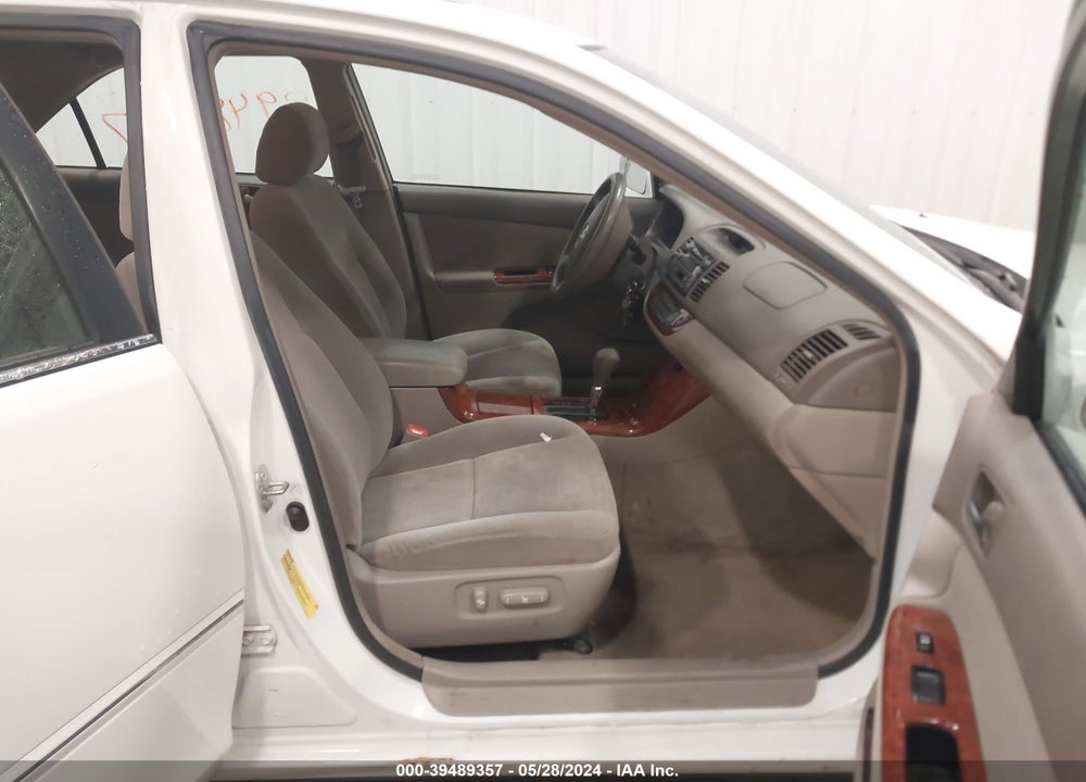 2006 TOYOTA CAMRY XLE VIN: 4T1BE30K16U673695