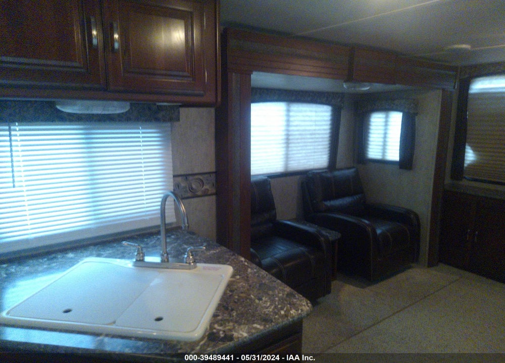 2015 KEYSTONE PASSPORT 3180RE VIN: 4YDT31822FT412764