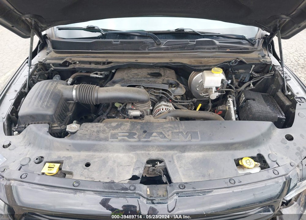 2021 RAM 1500 LAIE  4X4 5'7 BOX VIN: 1C6SRFJT8MN577787