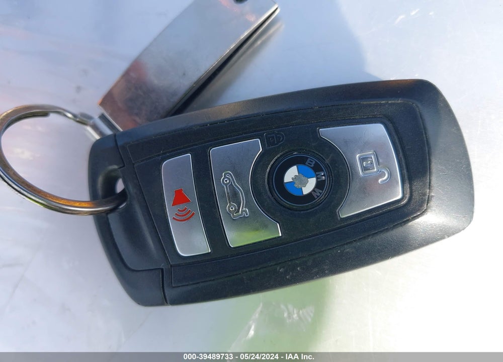 2017 BMW 320I XDRIVE VIN: WBA8E5G35HNU42608