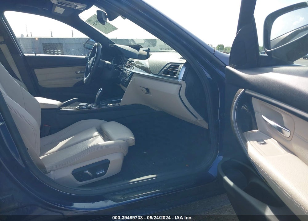 2017 BMW 320I XDRIVE VIN: WBA8E5G35HNU42608
