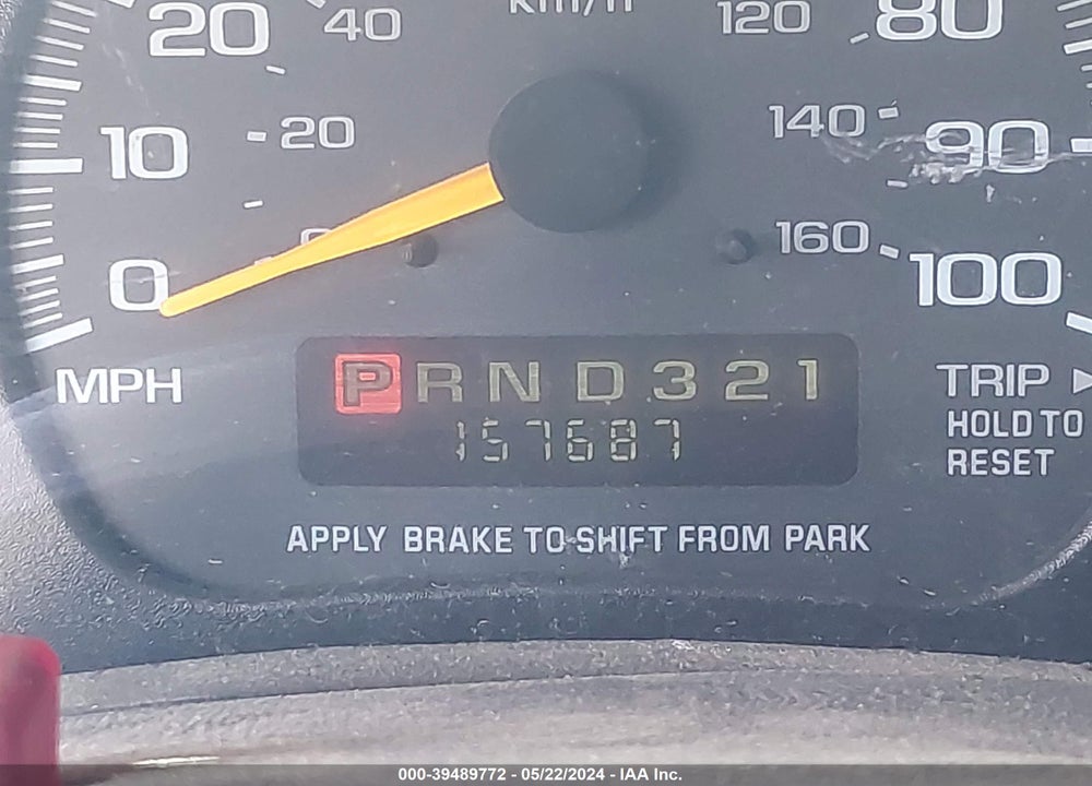 2001 CHEVROLET EXPRESS UPFITTER VIN: 1GBFG15R111238510