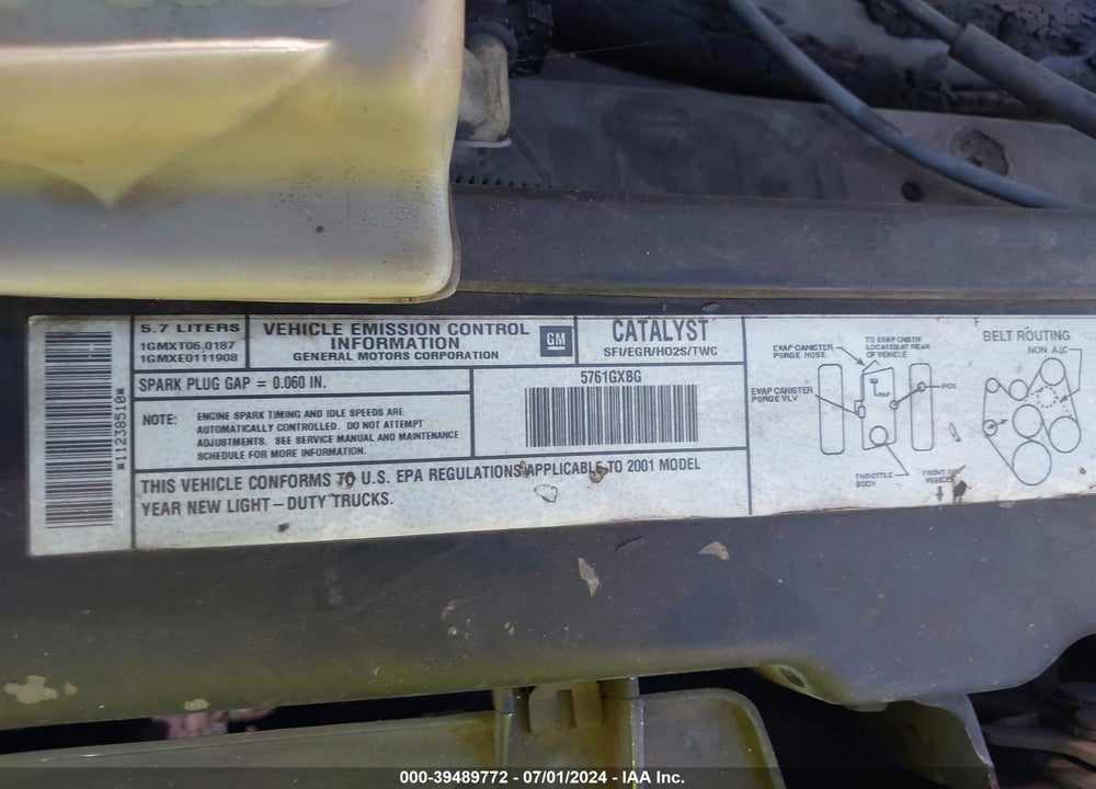 2001 CHEVROLET EXPRESS UPFITTER VIN: 1GBFG15R111238510