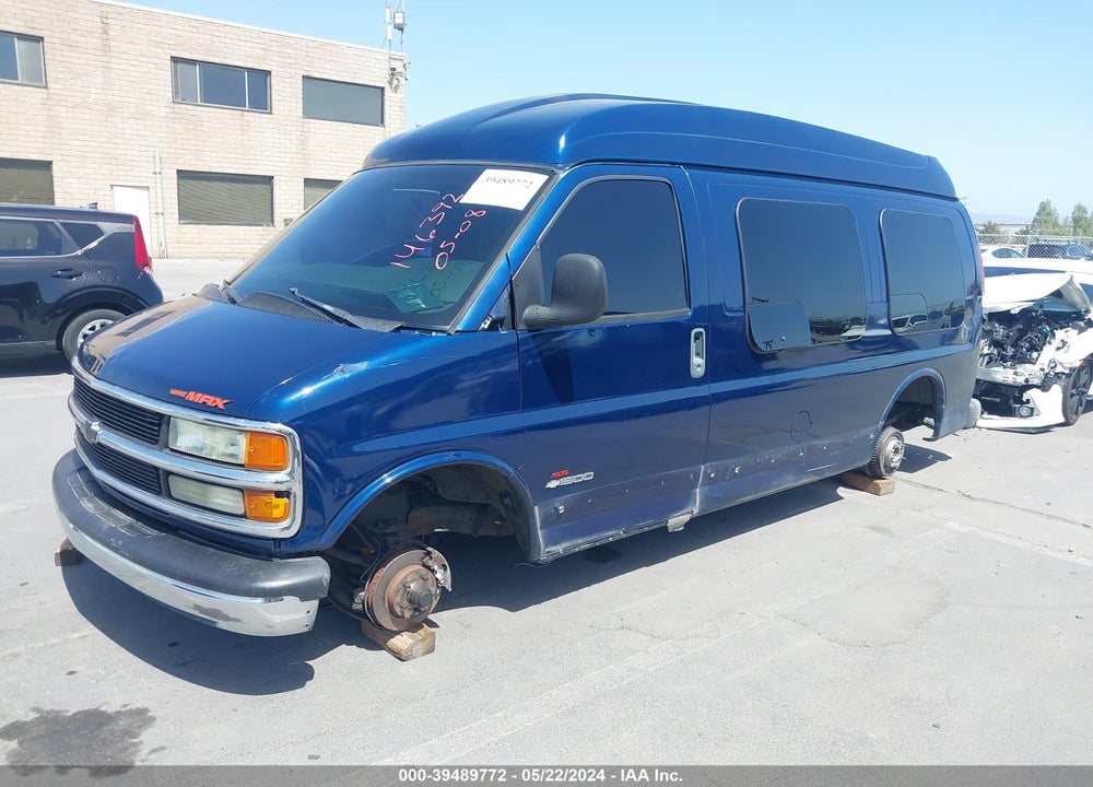 2001 CHEVROLET EXPRESS UPFITTER VIN: 1GBFG15R111238510