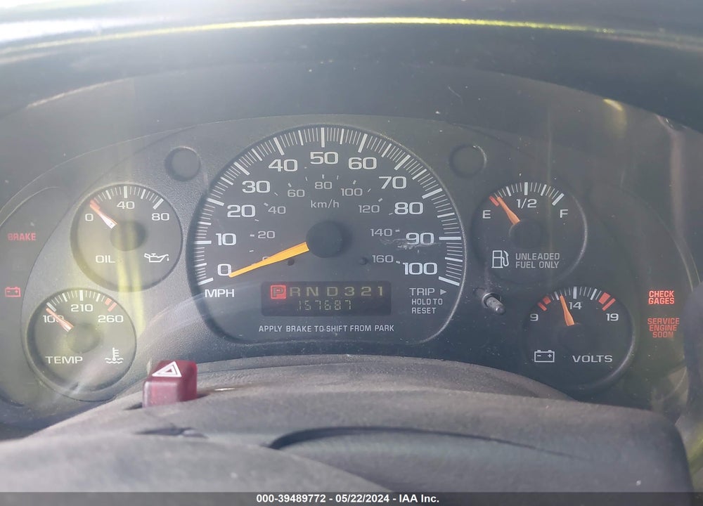 2001 CHEVROLET EXPRESS UPFITTER VIN: 1GBFG15R111238510