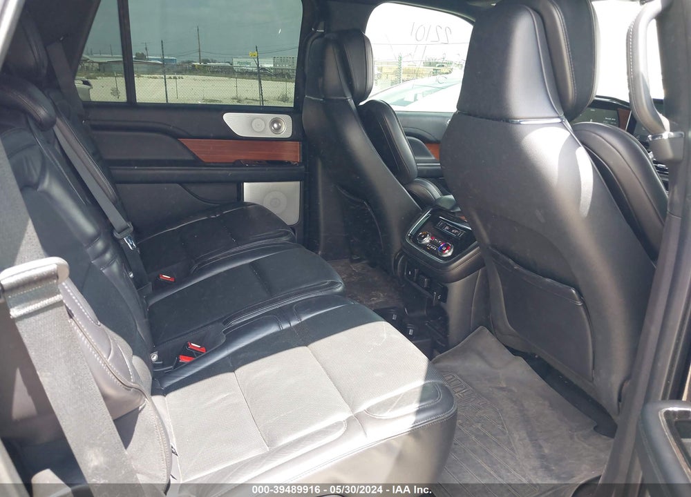 2019 LINCOLN NAVIGATOR RESERVE VIN: 5LMJJ2LT1KEL12183