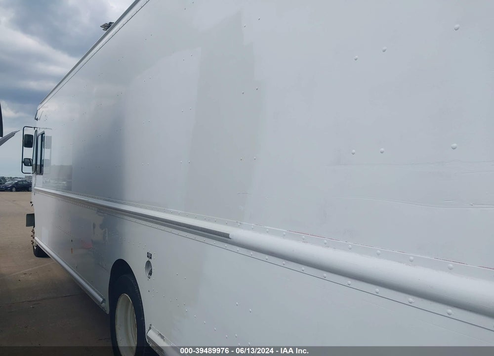 2013 FREIGHTLINER CHASSIS M LINE WALK-IN VAN VIN: 4UZAC3DV5DCFF6791