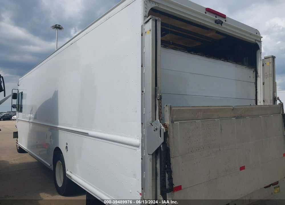 2013 FREIGHTLINER CHASSIS M LINE WALK-IN VAN VIN: 4UZAC3DV5DCFF6791