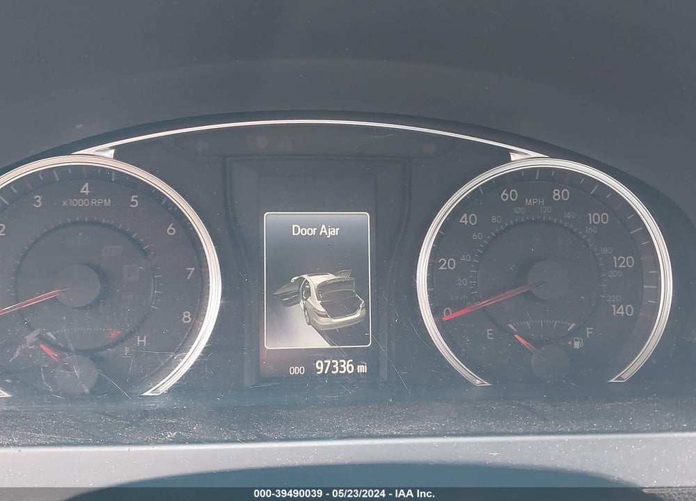 2017 TOYOTA CAMRY SE VIN: 4T1BF1FK6HU301779