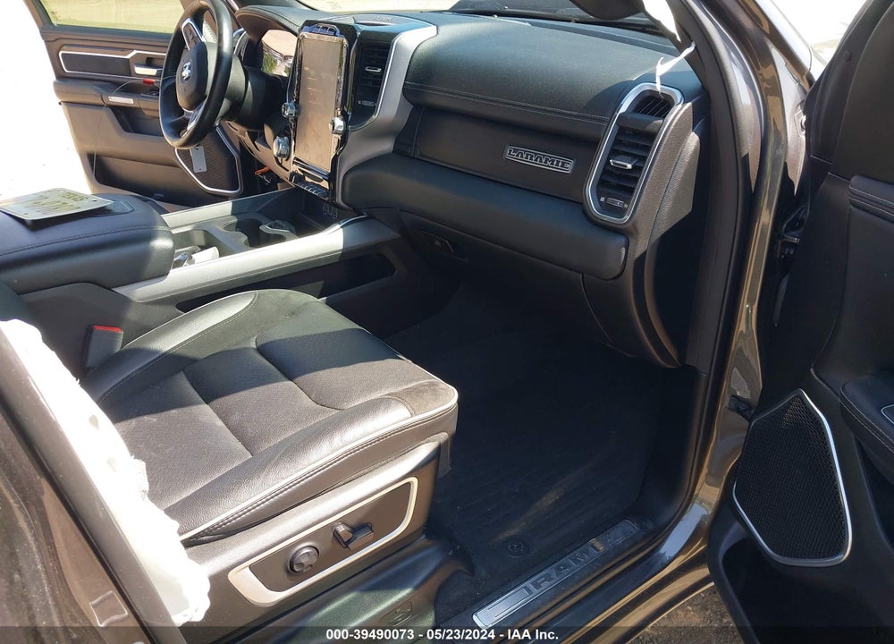 2021 RAM 1500 LAIE  4X4 5'7 BOX VIN: 1C6SRFJT5MN669214