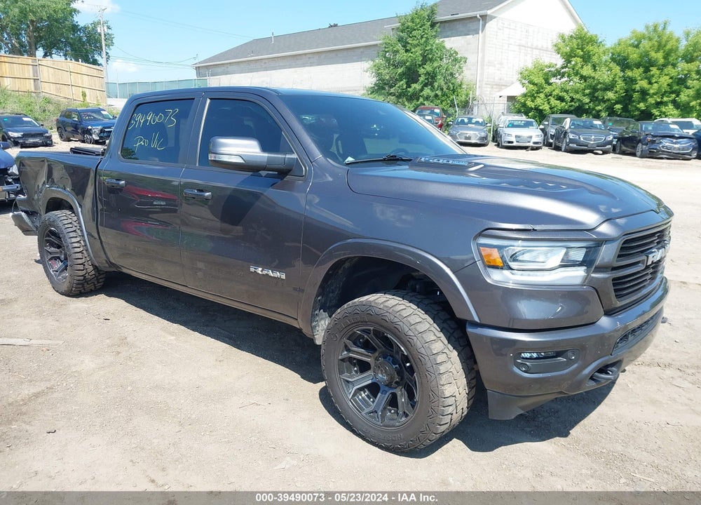 2021 RAM 1500 LAIE  4X4 5'7 BOX VIN: 1C6SRFJT5MN669214