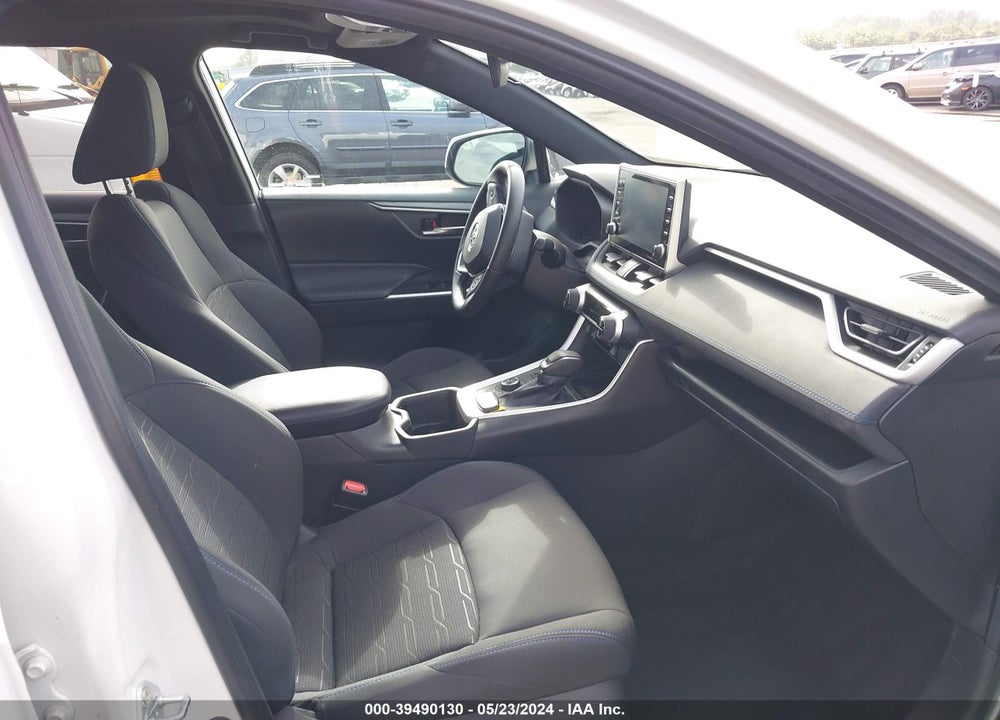 2022 TOYOTA RAV4 SE HYBRID VIN: 4T3T6RFV6NU066123