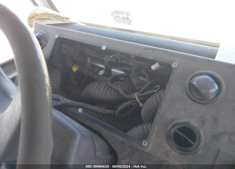 2012 FREIGHTLINER CHASSIS M LINE WALK-IN VAN VIN: 4UZAC3DV9CCBE5490