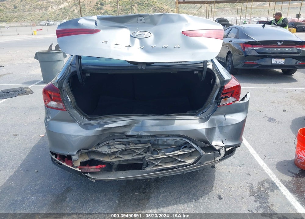2019 HYUNDAI ELANTRA SEL VIN: KMHD84LF5KU767741