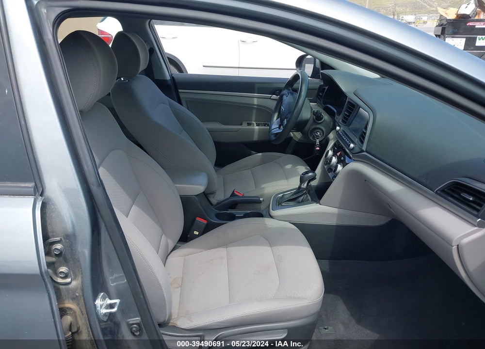 2019 HYUNDAI ELANTRA SEL VIN: KMHD84LF5KU767741