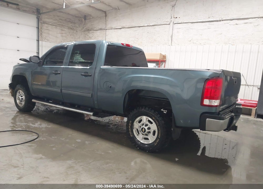 2014 GMC SIERRA 2500HD SLE VIN: 1GT120CG4EF185410