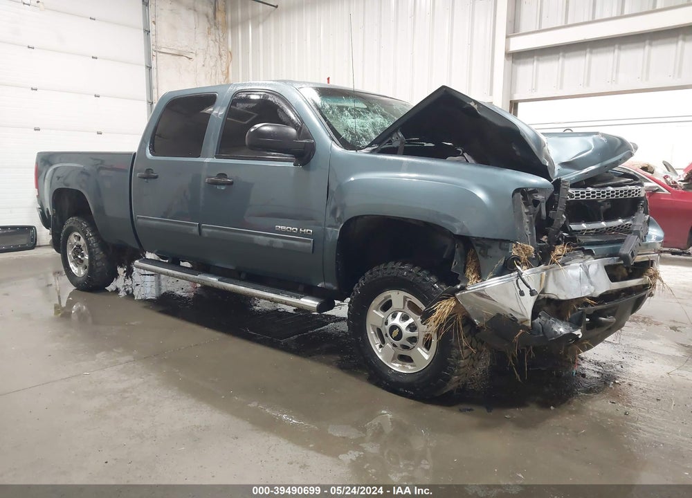 2014 GMC SIERRA 2500HD SLE VIN: 1GT120CG4EF185410