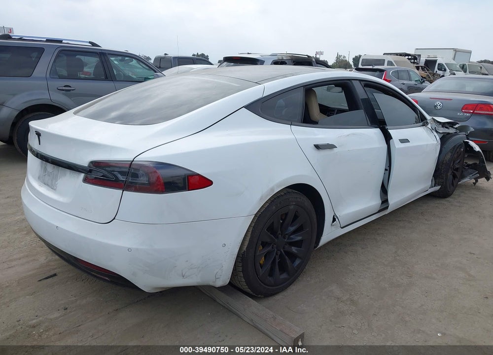 2016 TESLA MODEL S 60D/70D/75D/85D/90D VIN: 5YJSA1E24GF147276