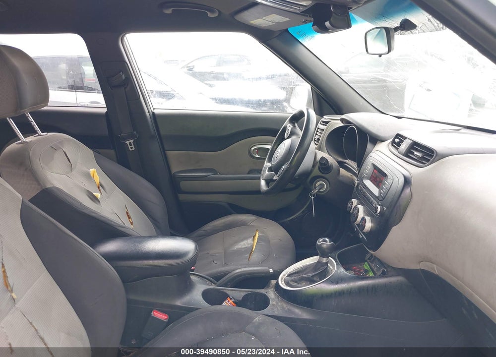 2015 KIA SOUL VIN: KNDJN2A26F7230112