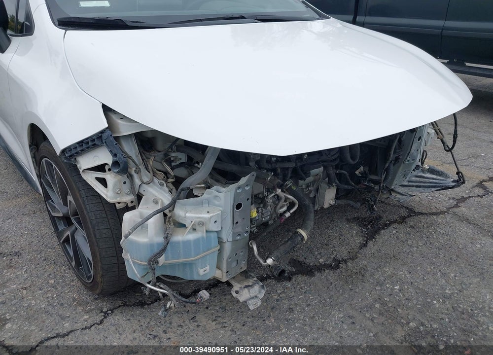 2020 TOYOTA COROLLA XSE VIN: JTDT4RCE6LJ028591