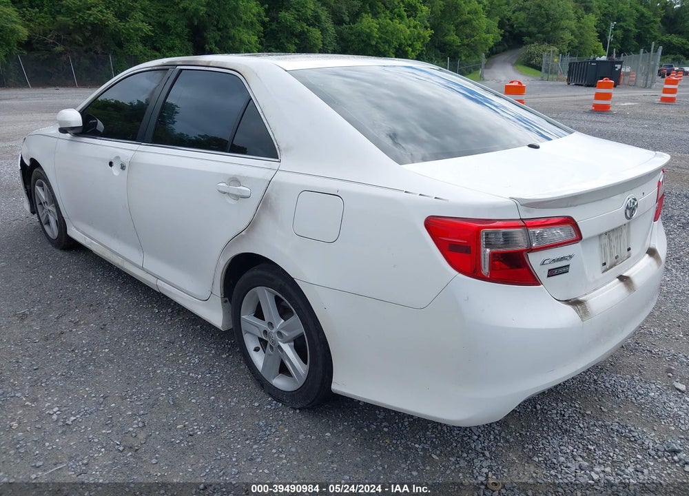 2013 TOYOTA CAMRY SE VIN: 4T1BF1FK8DU709694