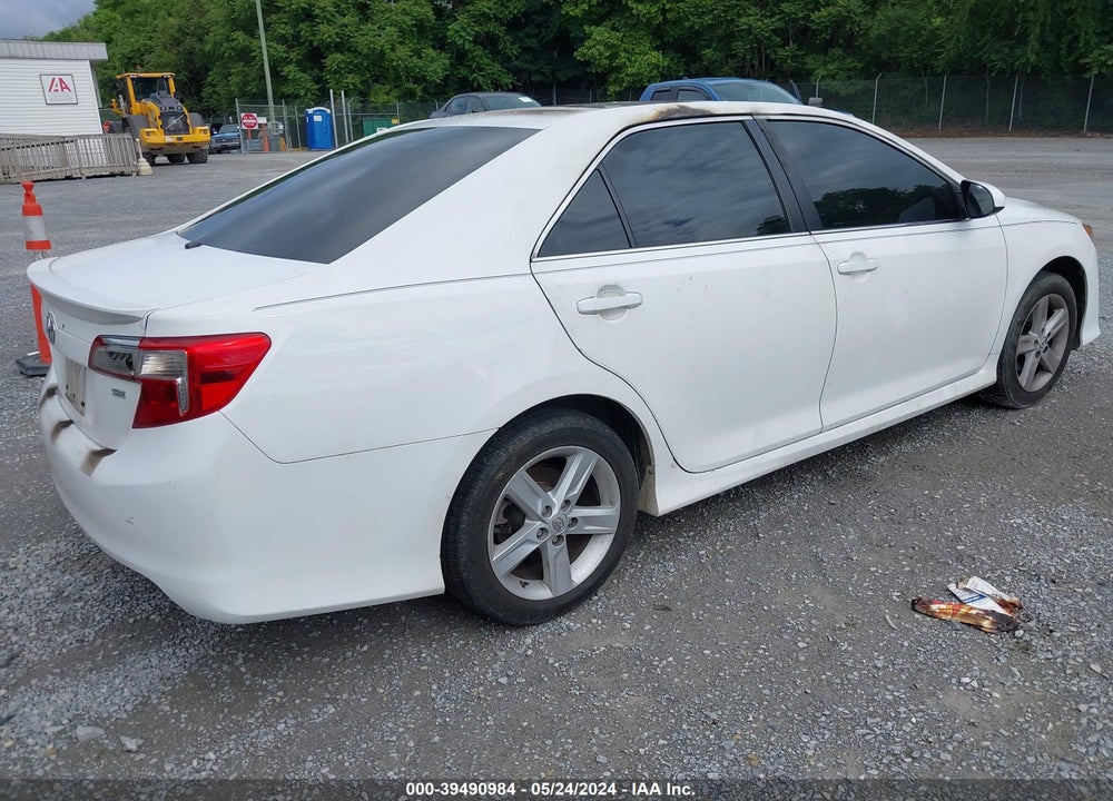 2013 TOYOTA CAMRY SE VIN: 4T1BF1FK8DU709694