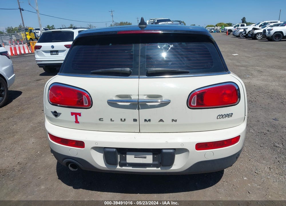 2019 MINI CLUBMAN COOPER VIN: WMWLN5C59K2E35027