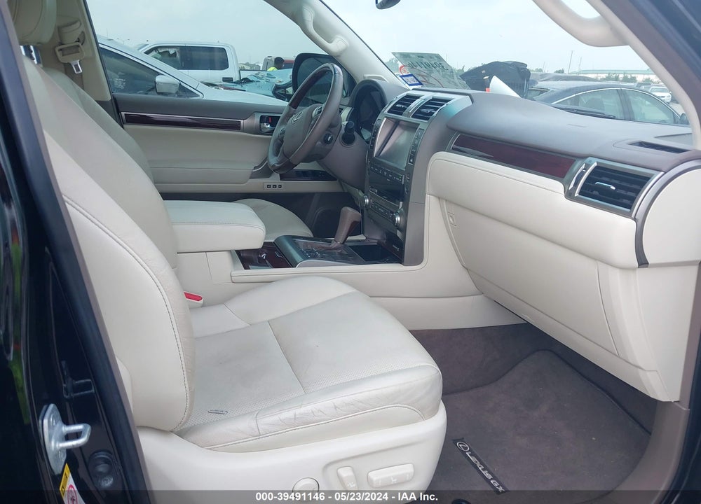 2015 LEXUS 460 VIN: JTJBM7FX5F5105216