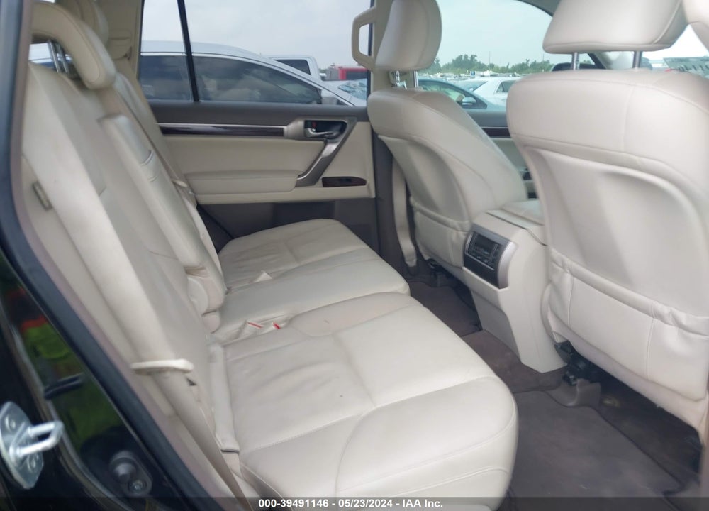2015 LEXUS 460 VIN: JTJBM7FX5F5105216