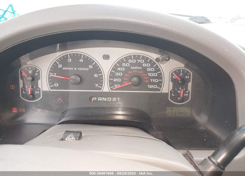 2007 FORD F-150 XLT VIN: 1FTRW14W67KD23302