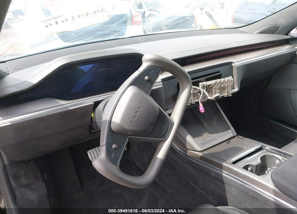 2024 TESLA MODEL S PLAID TRI MOTOR ALL-WHEEL DRIVE VIN: 5YJSA1E69RF533777