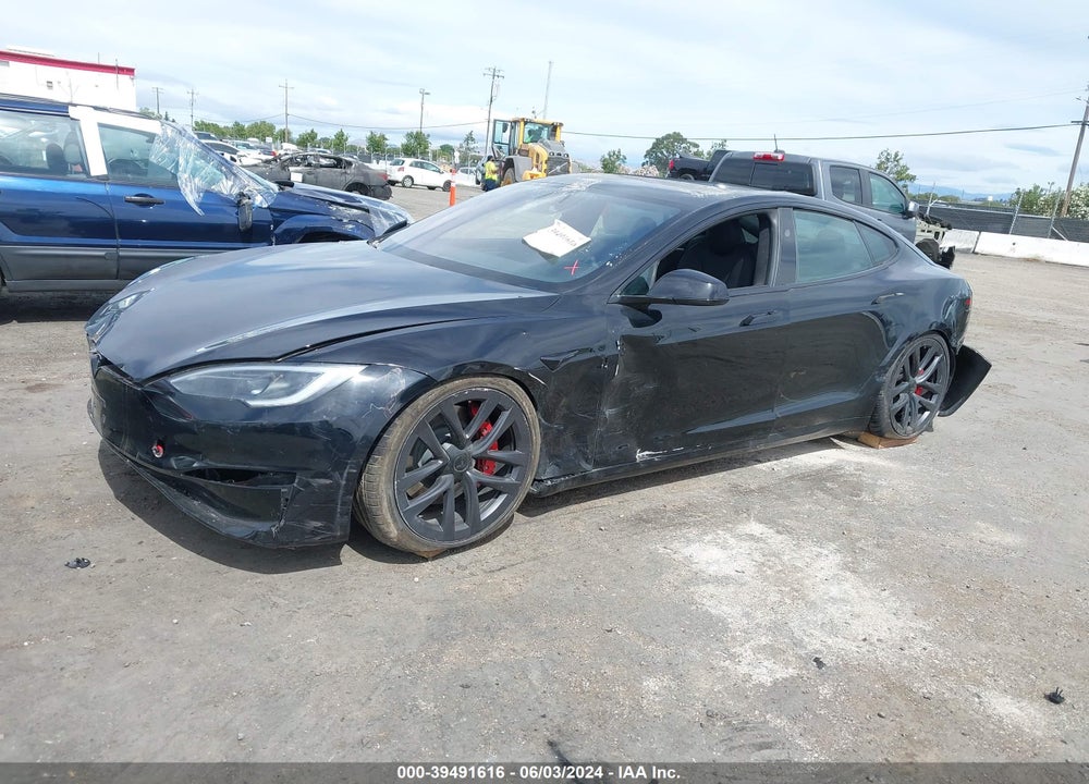2024 TESLA MODEL S PLAID TRI MOTOR ALL-WHEEL DRIVE VIN: 5YJSA1E69RF533777