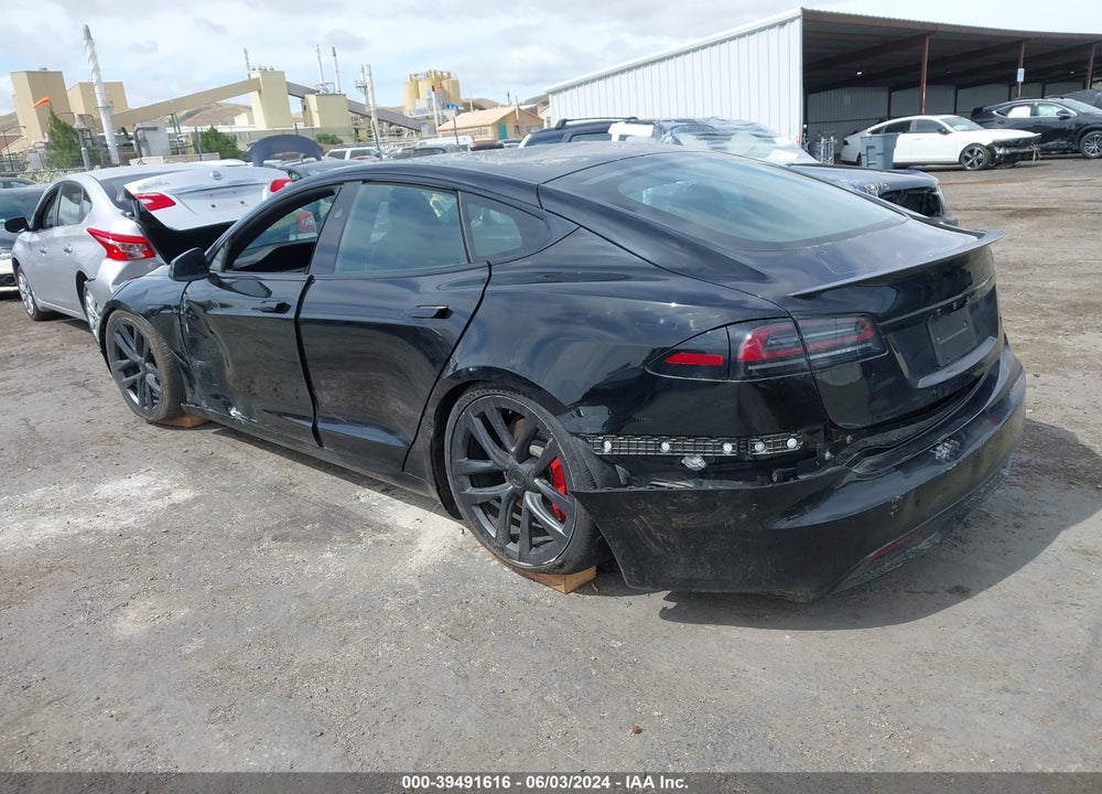 2024 TESLA MODEL S PLAID TRI MOTOR ALL-WHEEL DRIVE VIN: 5YJSA1E69RF533777