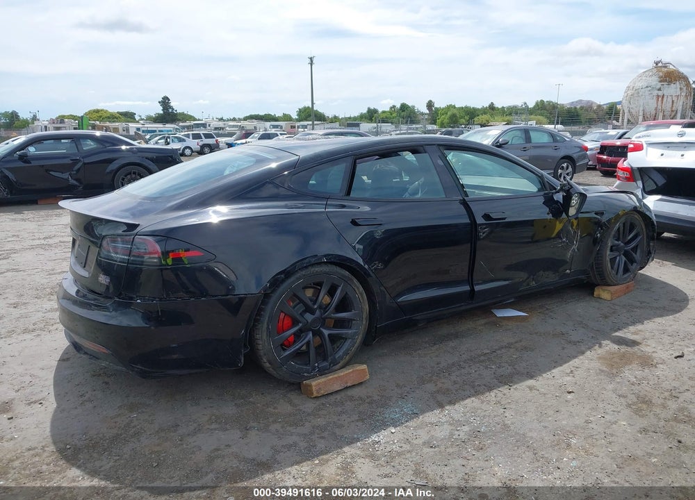 2024 TESLA MODEL S PLAID TRI MOTOR ALL-WHEEL DRIVE VIN: 5YJSA1E69RF533777