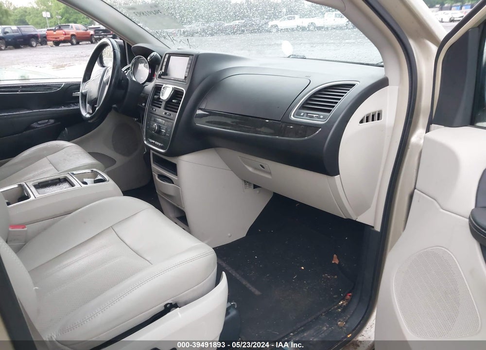 2012 CHRYSLER TOWN & COUNTRY TOURING-L VIN: 2C4RC1CG7CR138173