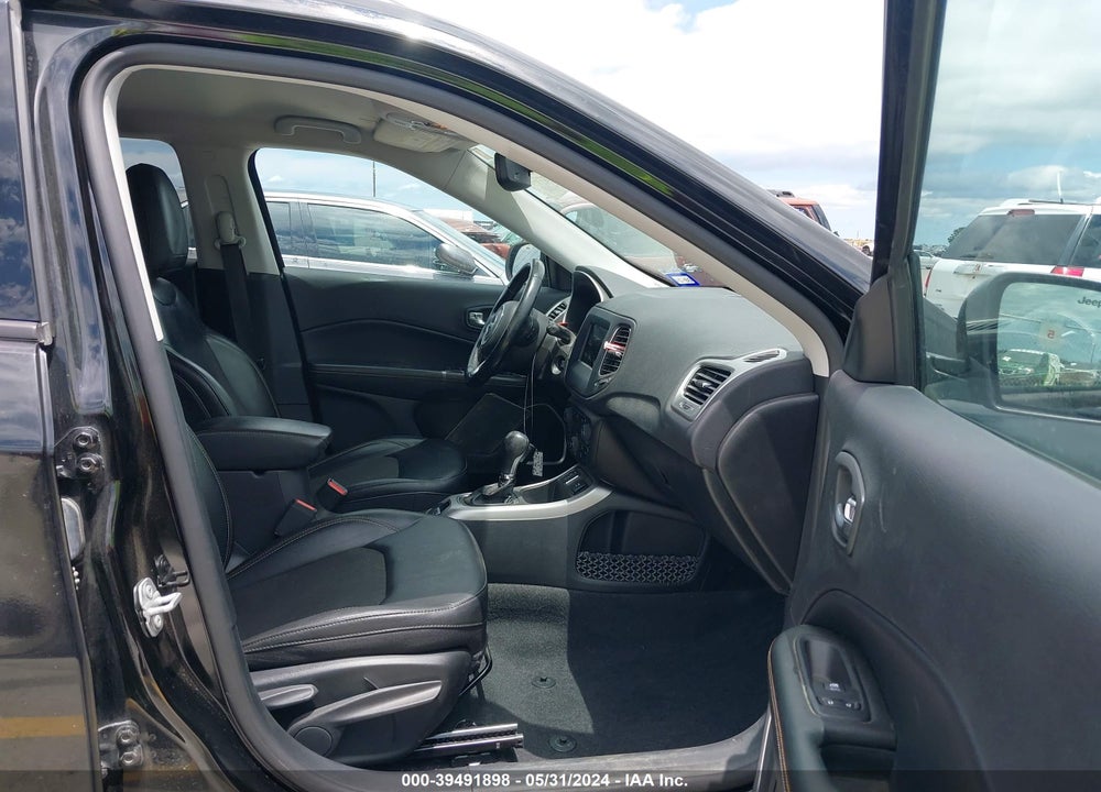 2020 JEEP COMPASS LATITUDE FWD VIN: 3C4NJCBB5LT253020