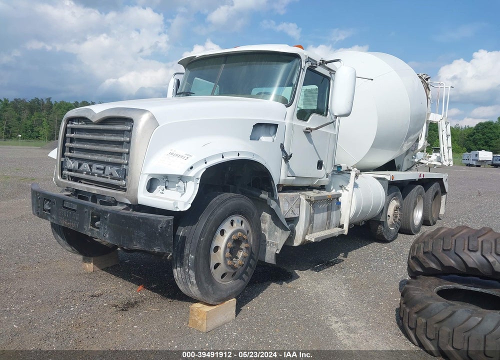 2016 MACK 700 GU700 VIN: 1M2AX04C1GM026383