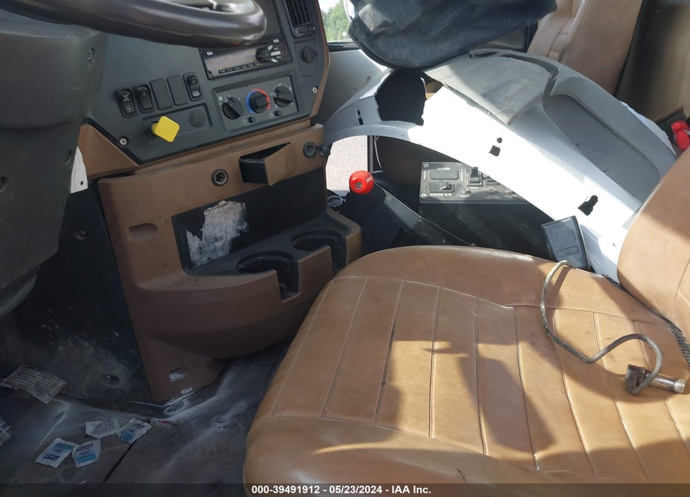 2016 MACK 700 GU700 VIN: 1M2AX04C1GM026383
