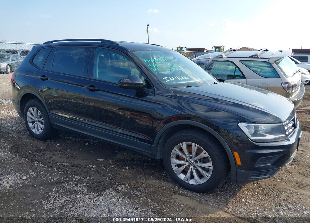 2018 VOLKSWAGEN TIGUAN 2.0T S VIN: 3VV1B7AX7JM083333