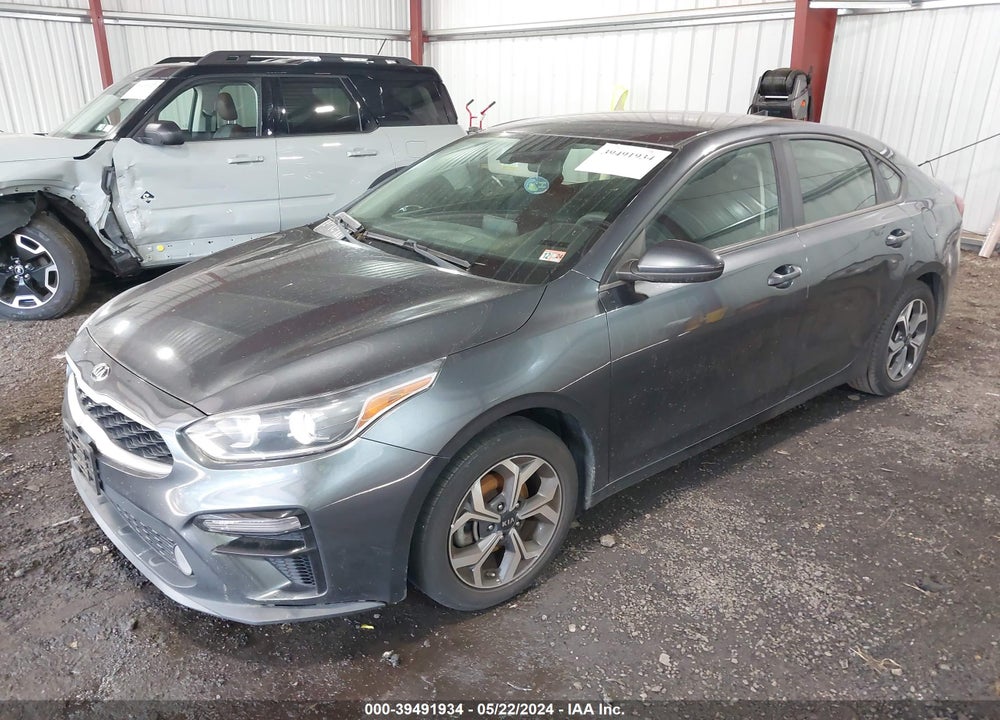 2019 KIA FORTE LXS VIN: 3KPF24AD6KE080332