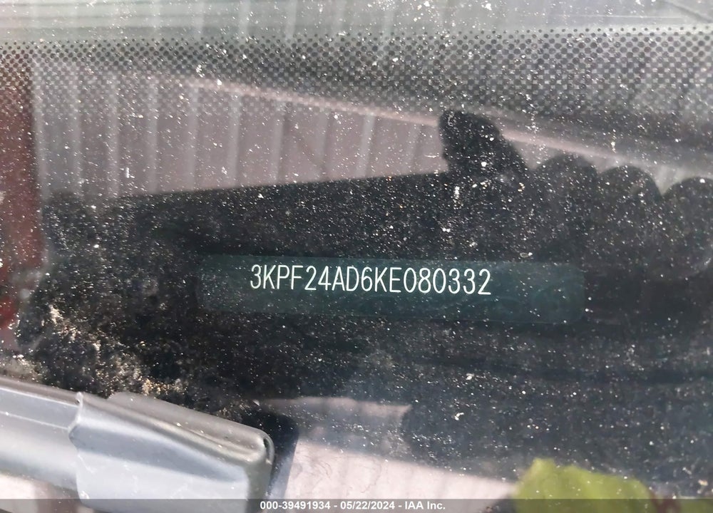 2019 KIA FORTE LXS VIN: 3KPF24AD6KE080332