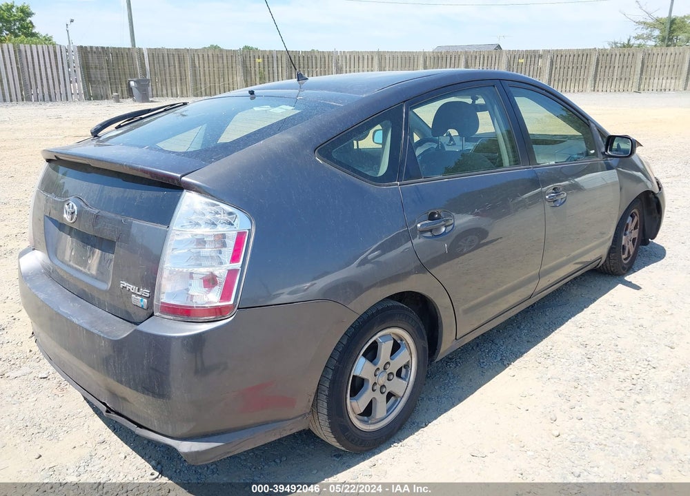 2006 TOYOTA PRIUS VIN: JTDKB20U163196586