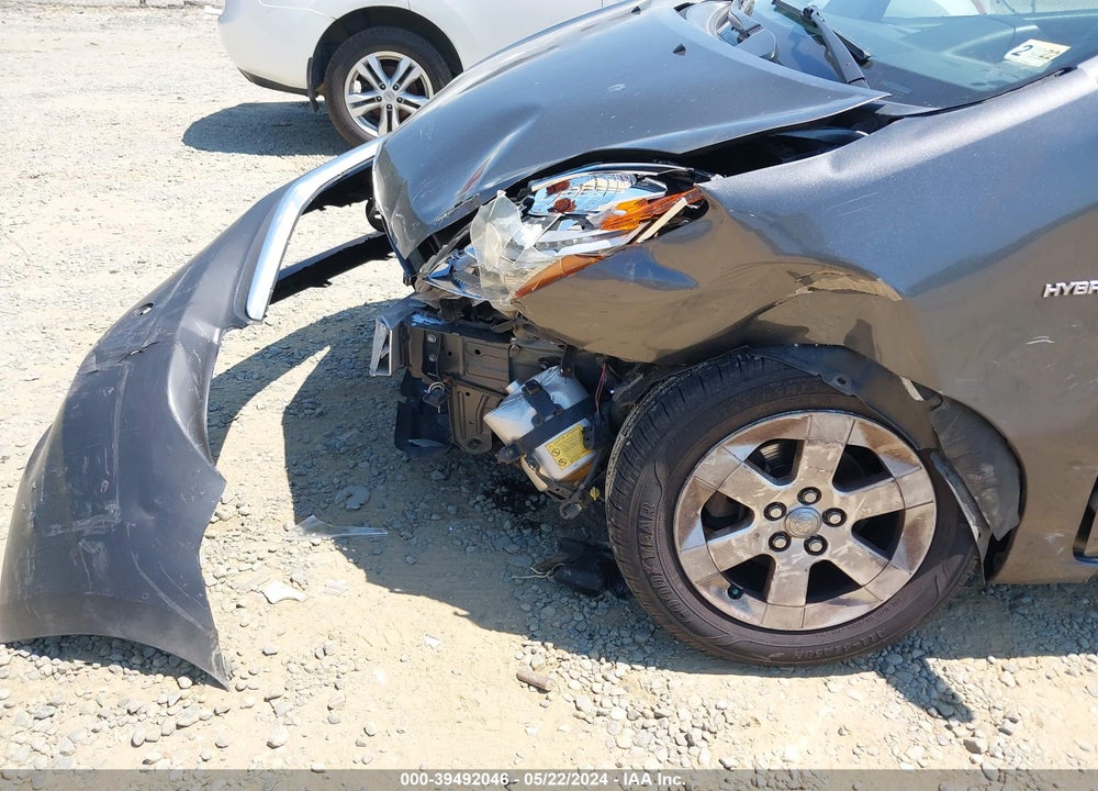 2006 TOYOTA PRIUS VIN: JTDKB20U163196586