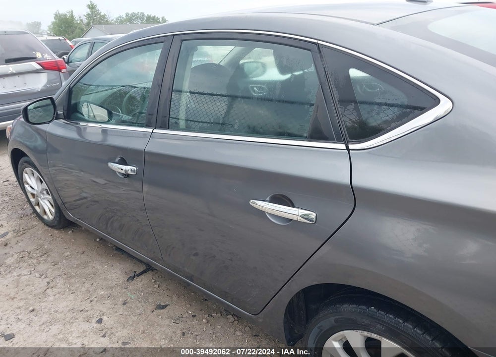 2018 NISSAN SENTRA SV VIN: 3N1AB7AP1JL618082