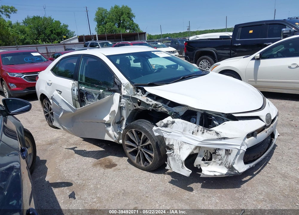 2017 TOYOTA COROLLA SE VIN: 5YFBURHE2HP654520