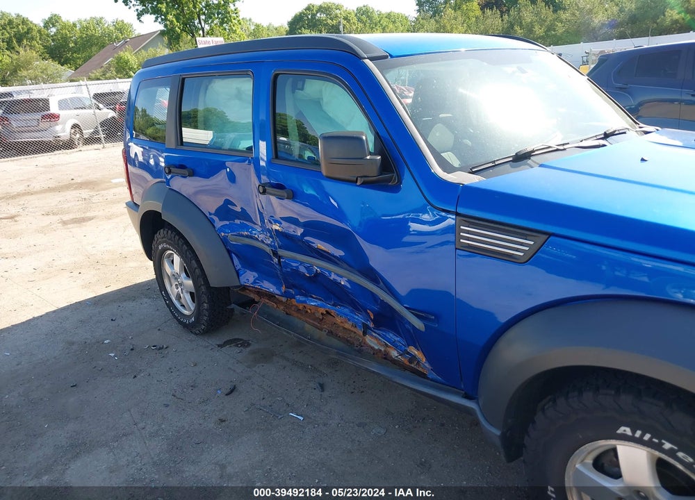 2008 DODGE NITRO VIN: 1D8GU28K08W142704