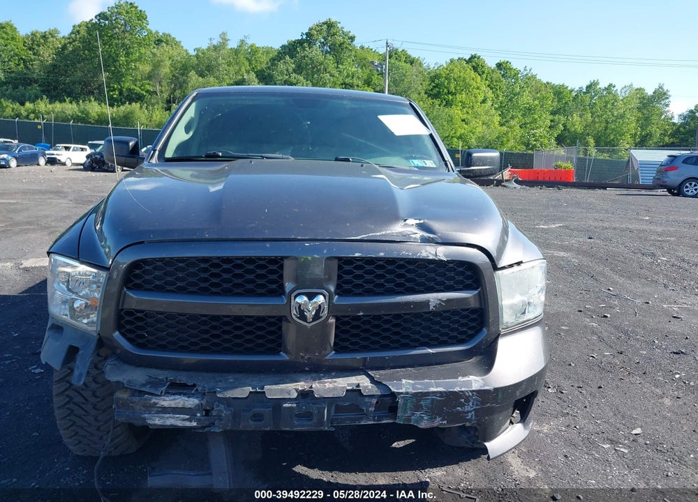 2015 RAM 1500 EXPRESS VIN: 1C6RR7KT7FS507639