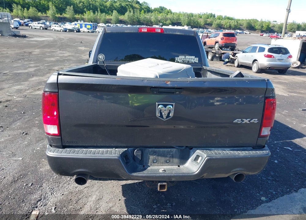 2015 RAM 1500 EXPRESS VIN: 1C6RR7KT7FS507639
