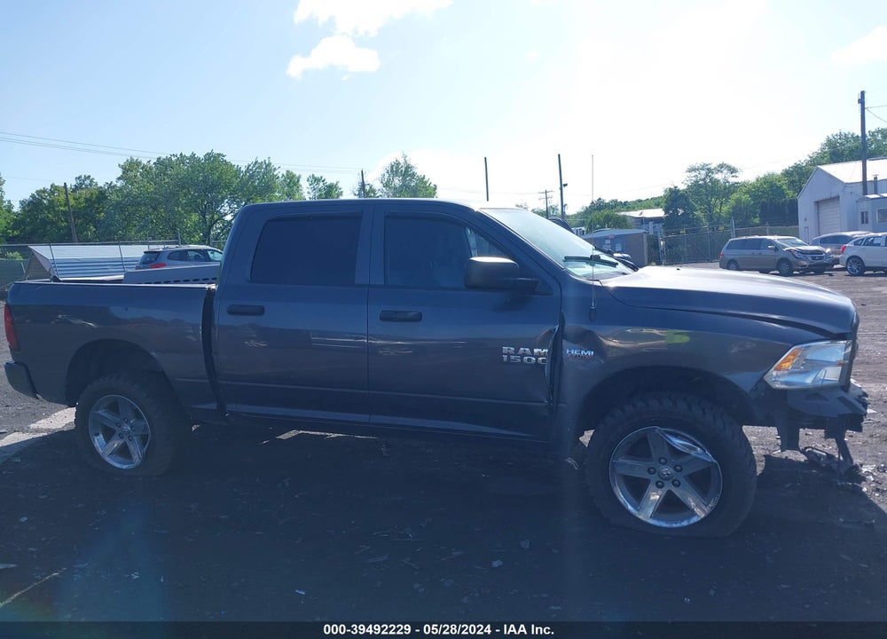 2015 RAM 1500 EXPRESS VIN: 1C6RR7KT7FS507639